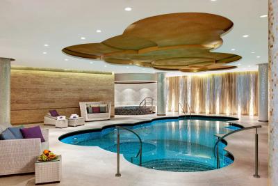 pool06.jpg
